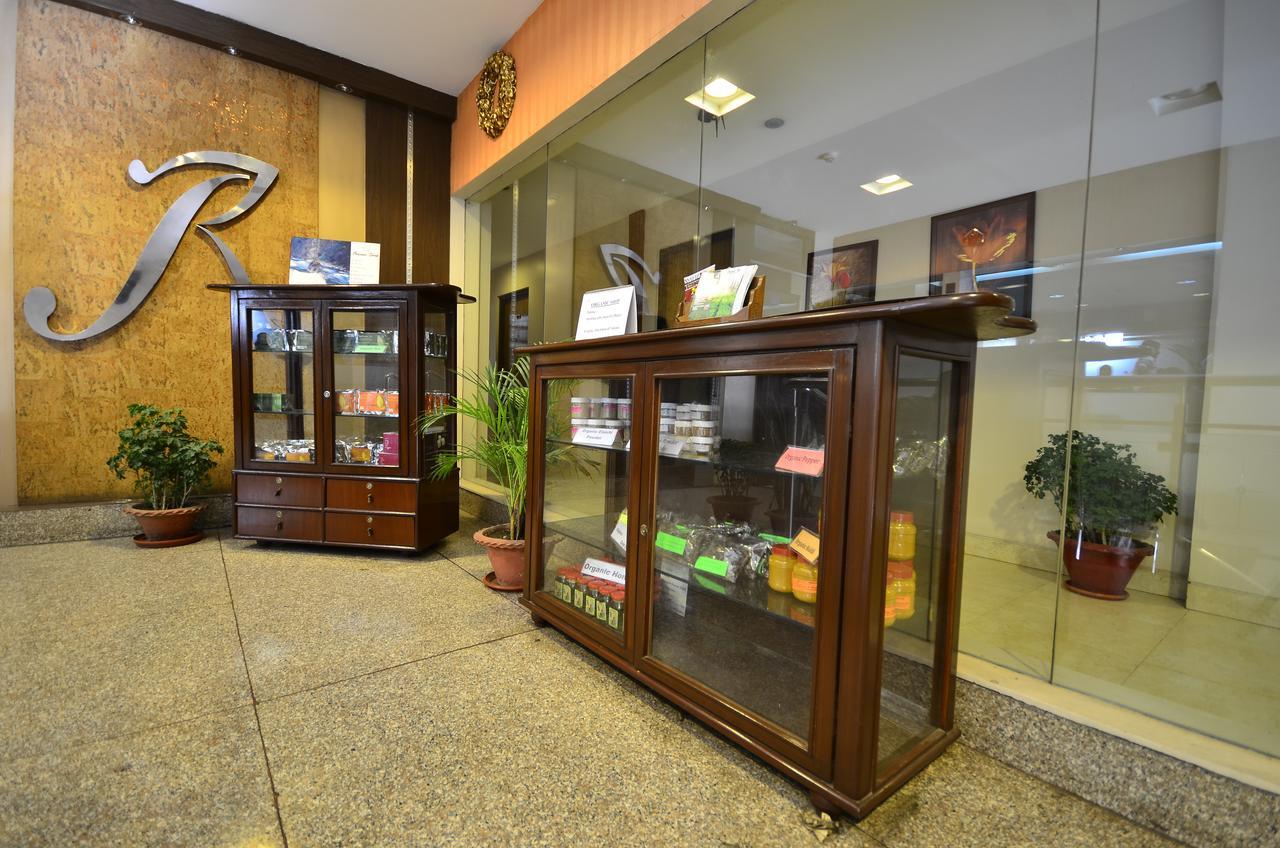 Hotel Rajawas Dibrugarh Dış mekan fotoğraf